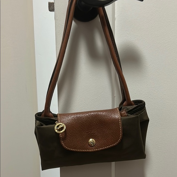 Longchamp Brown Tote with Classic Design and Leather Trim - Picture 7 of 8